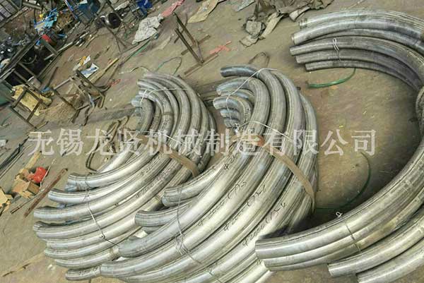 清洗過程中的封頭盤管是什么樣的？